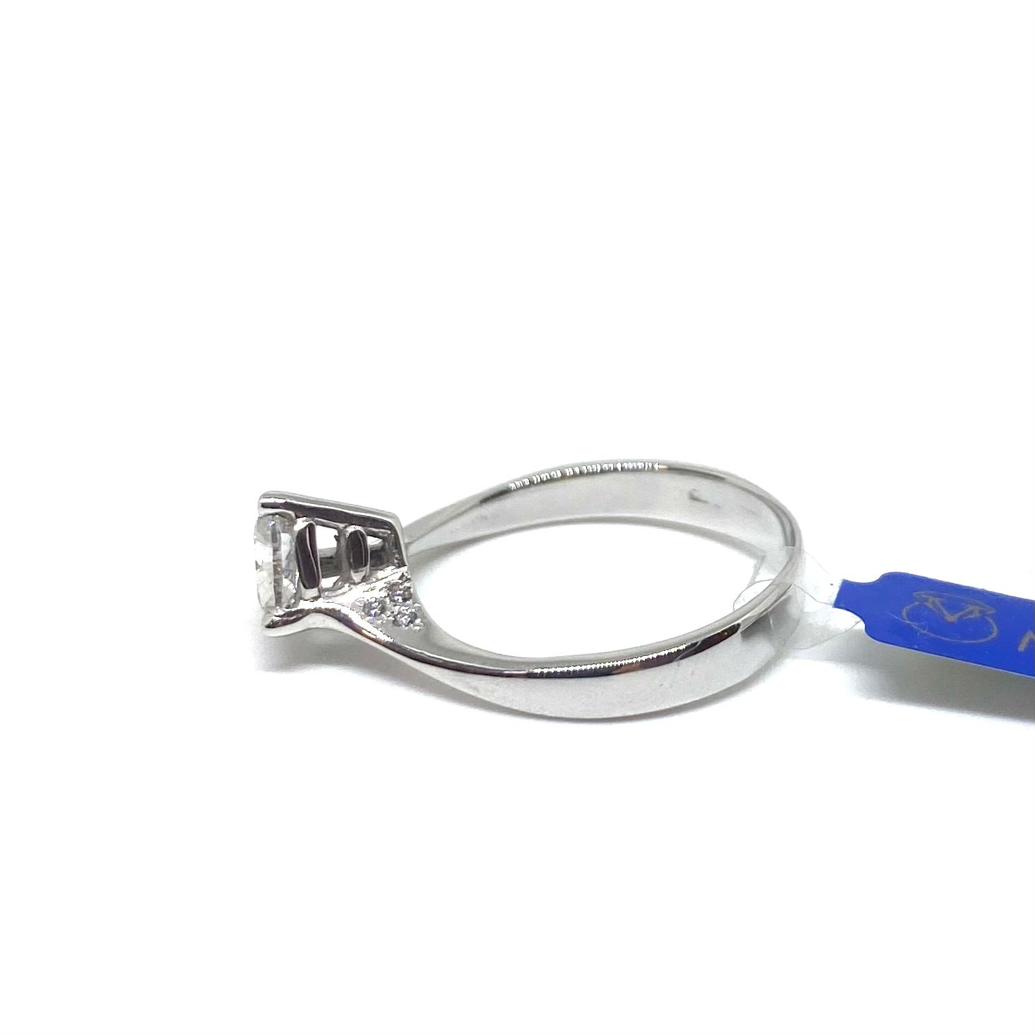 Solitario Oro e Diamanti sul Gambo