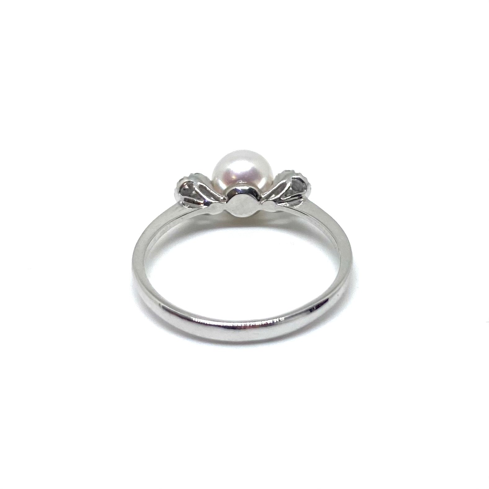 Anello Perla e Diamanti