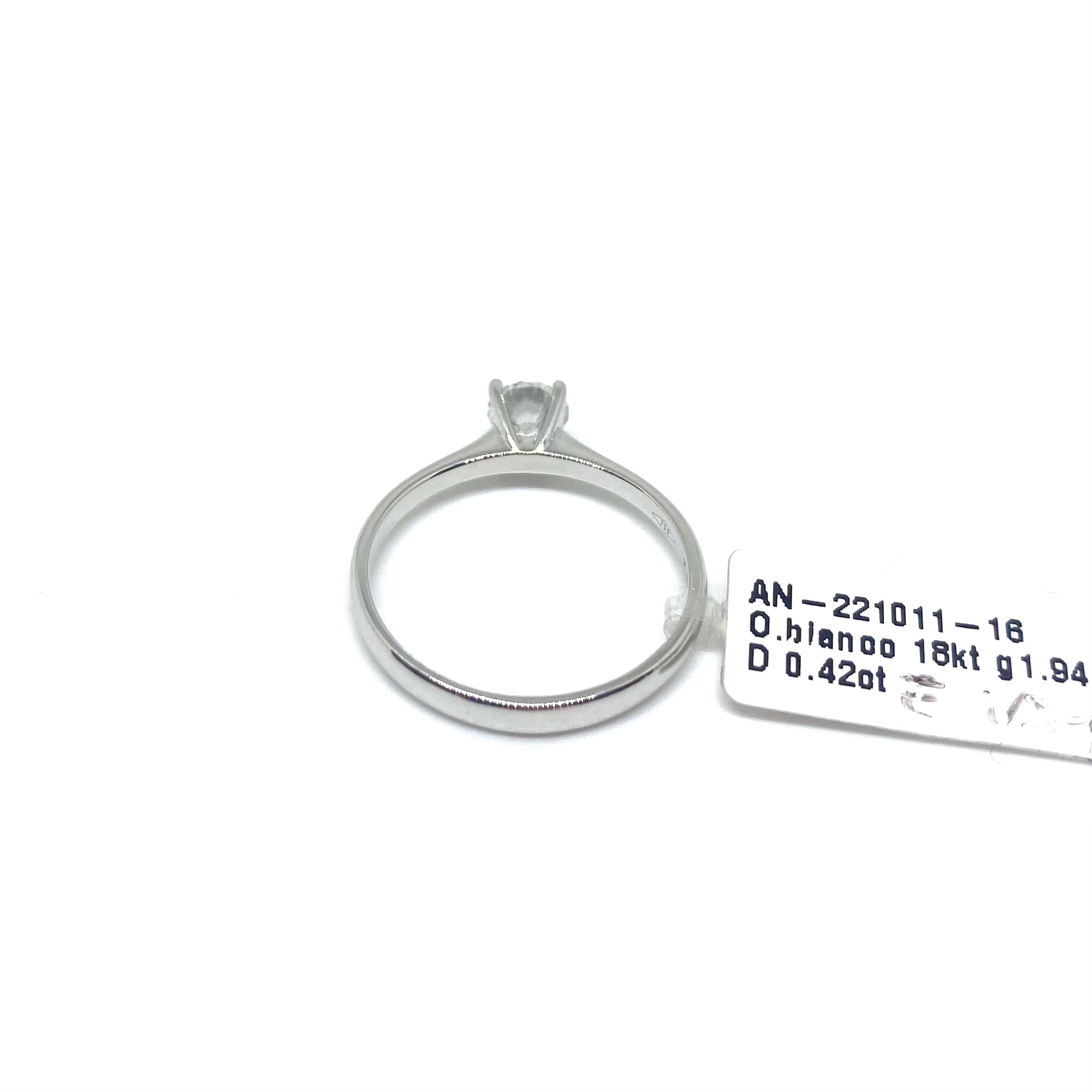 Anello Solitario Classico - Oro e Diamanti
