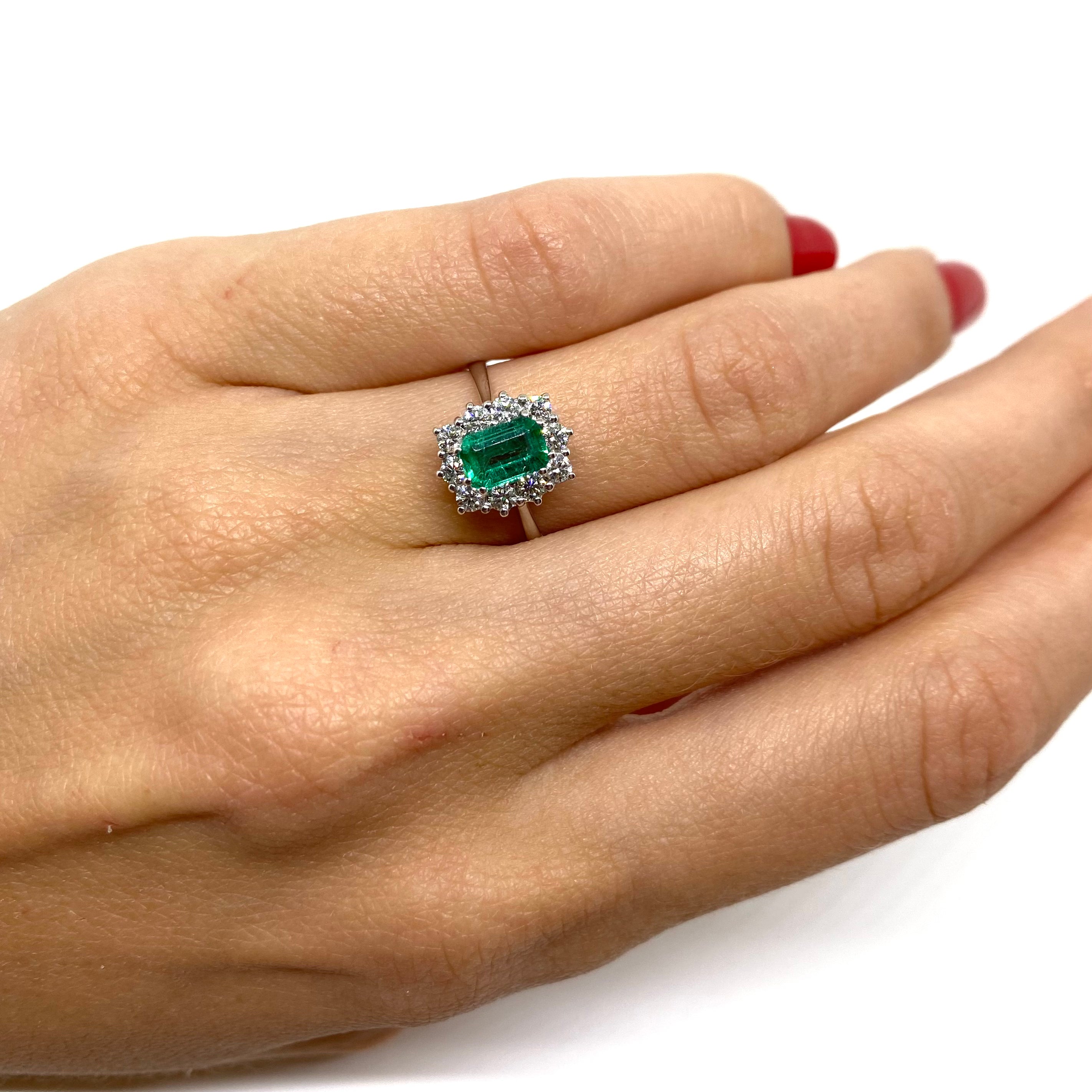 Anello Smeraldo - Oro e Diamanti