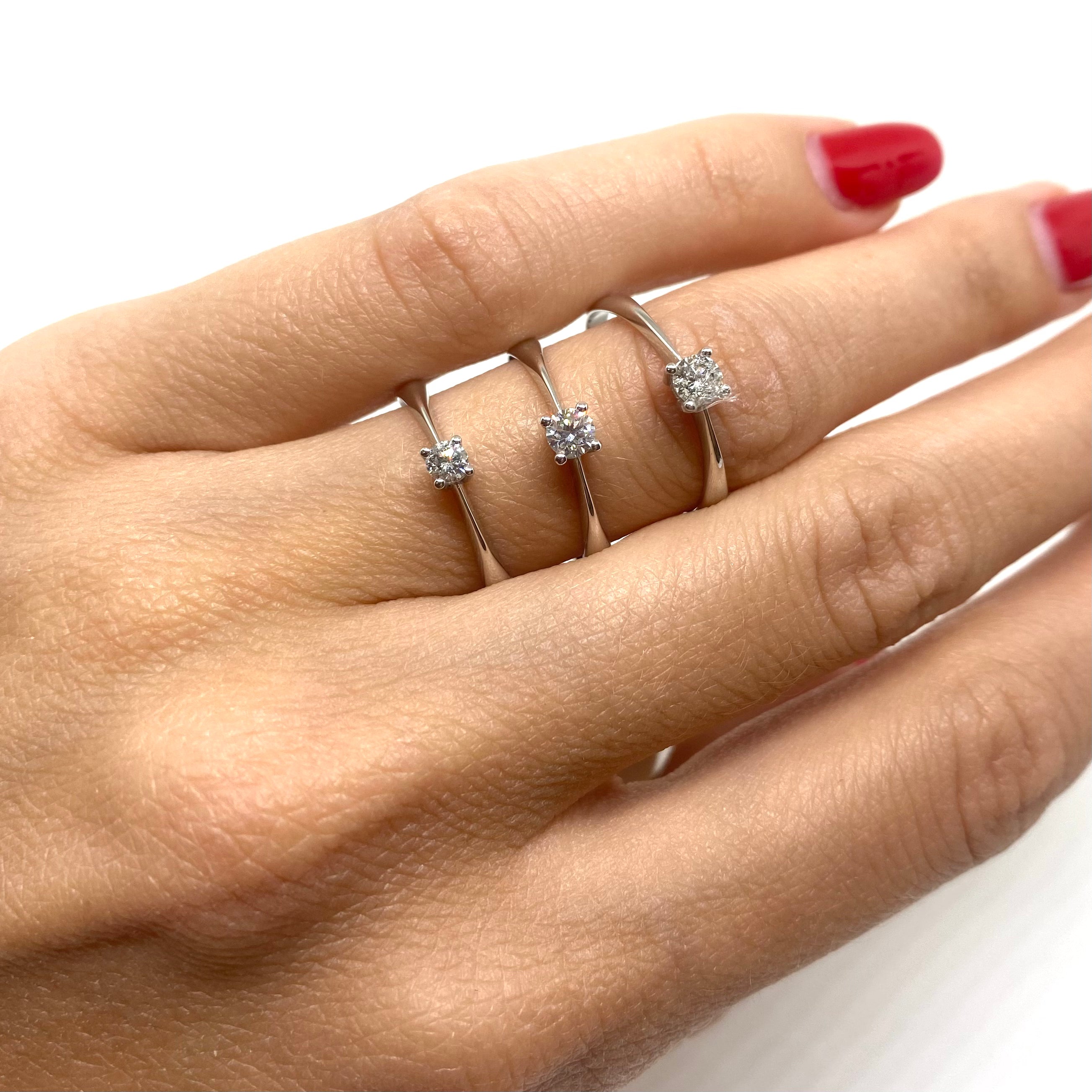 Anello Solitario Montatura dritta