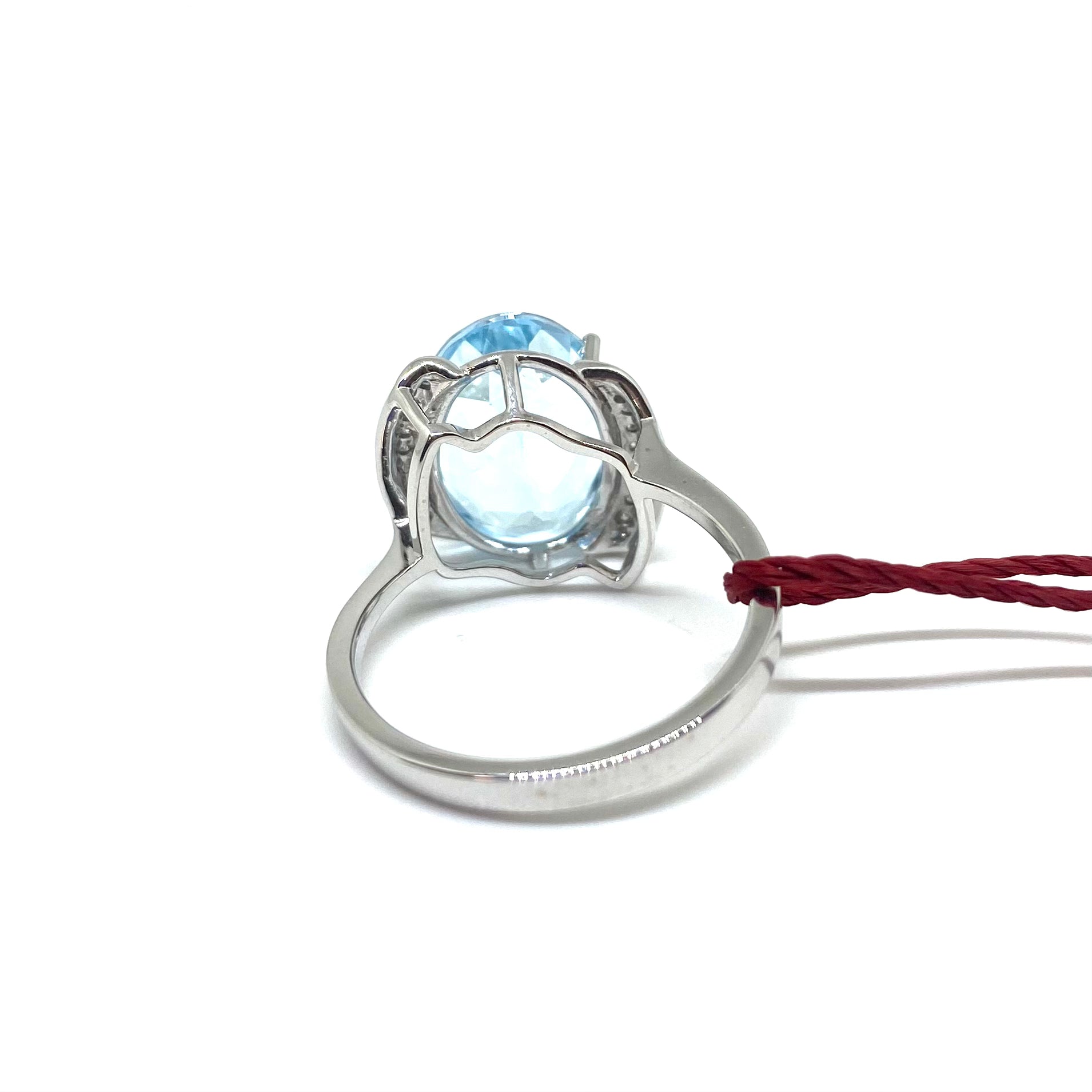 Anello con Topazio Azzurro