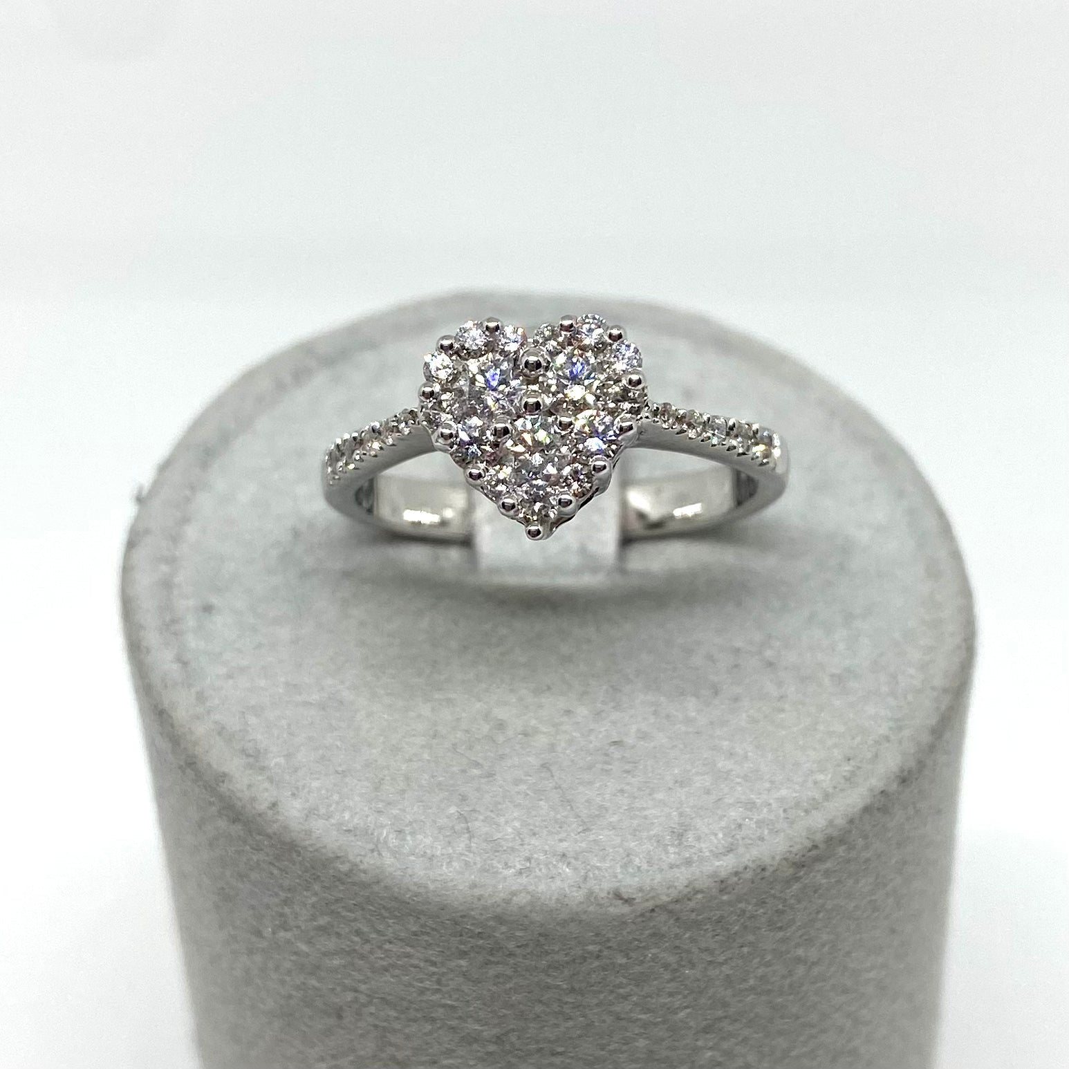 Anello Cuore - Oro e Diamanti