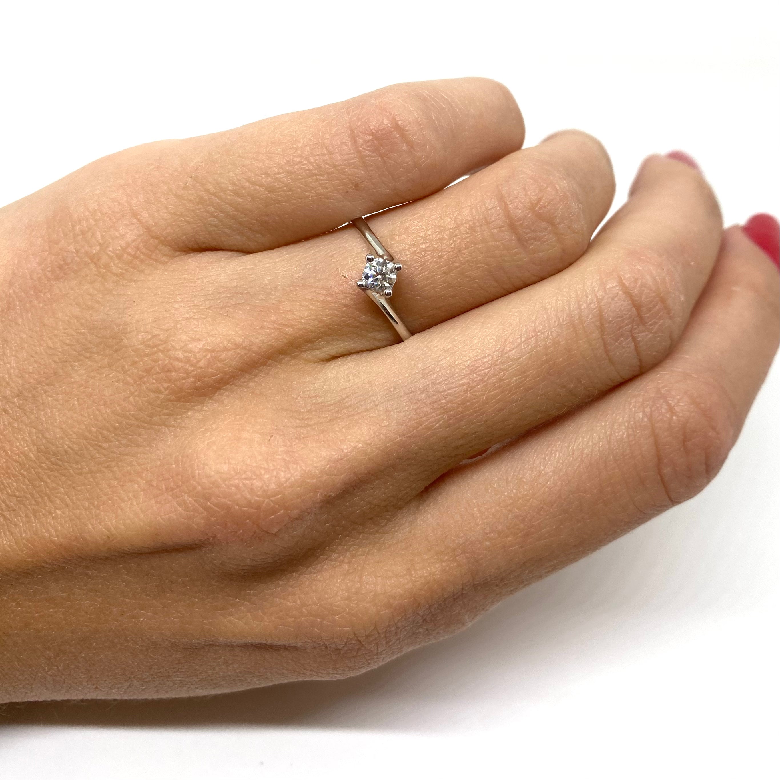 Anello Solitario - Montatura Valentino