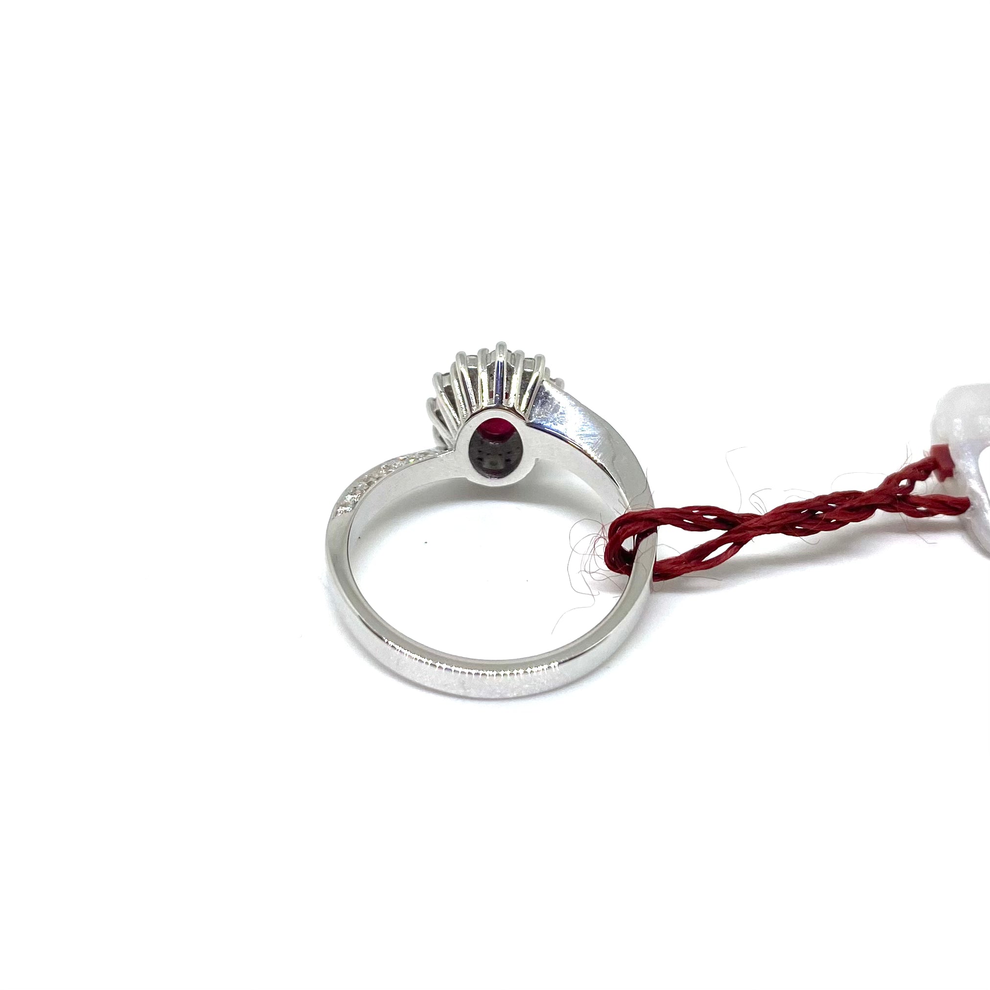 Anello Kate di Rubino - Contrarie