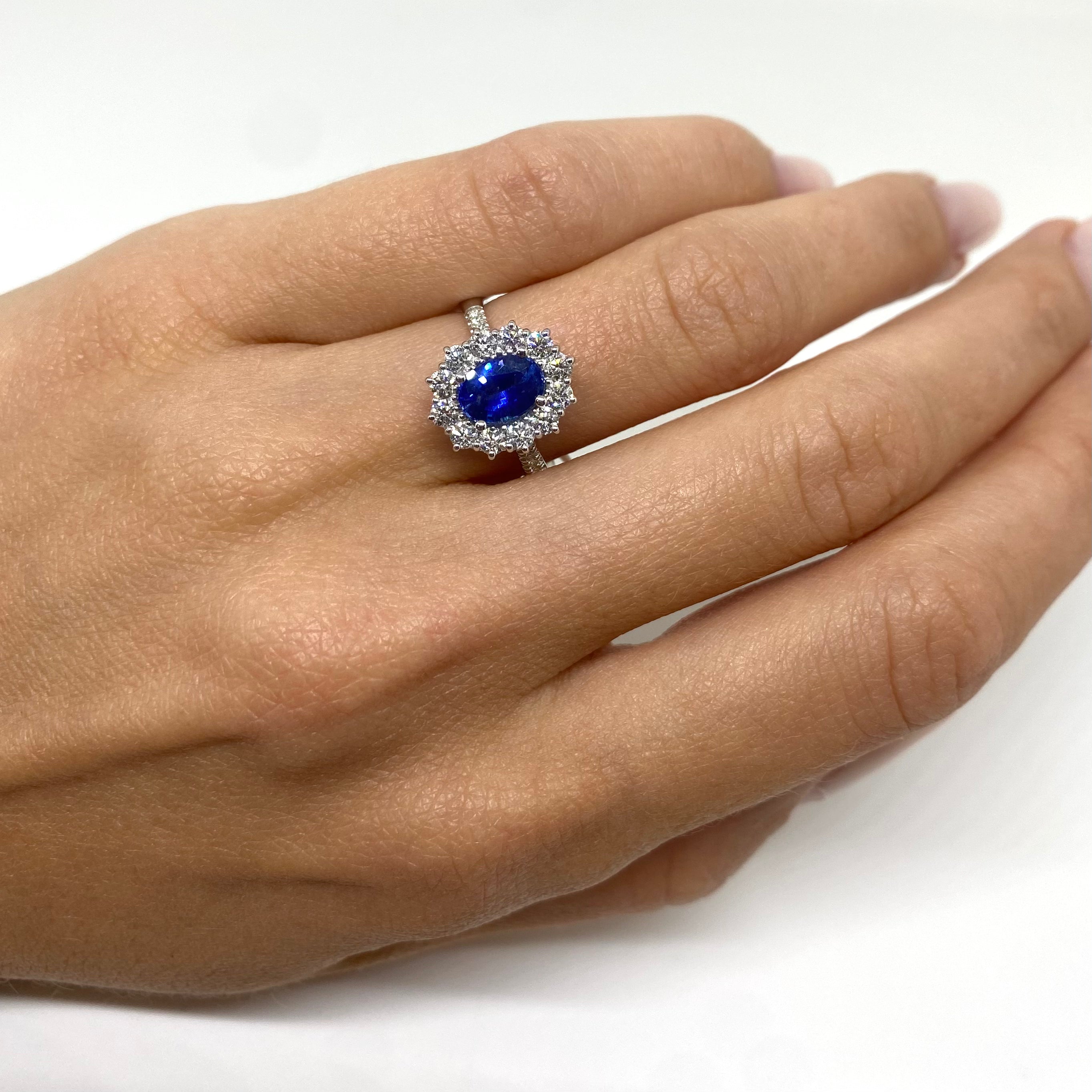 Anello Kate Zaffiro - Diamanti sul Gambo