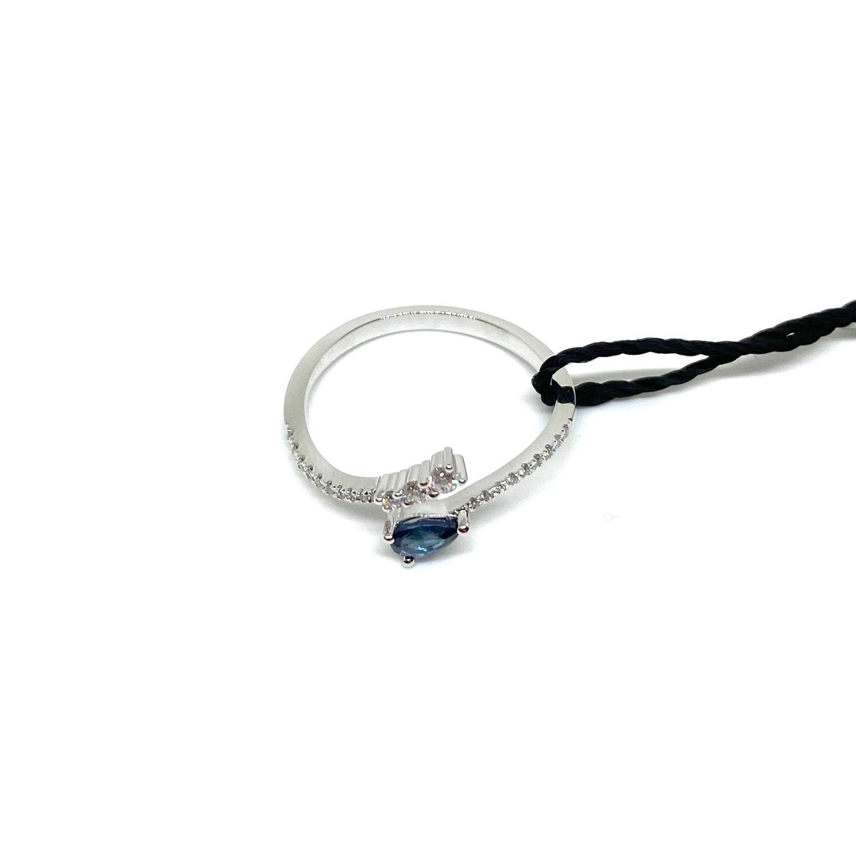 Anello Contrarie - Diamanti e Zaffiri