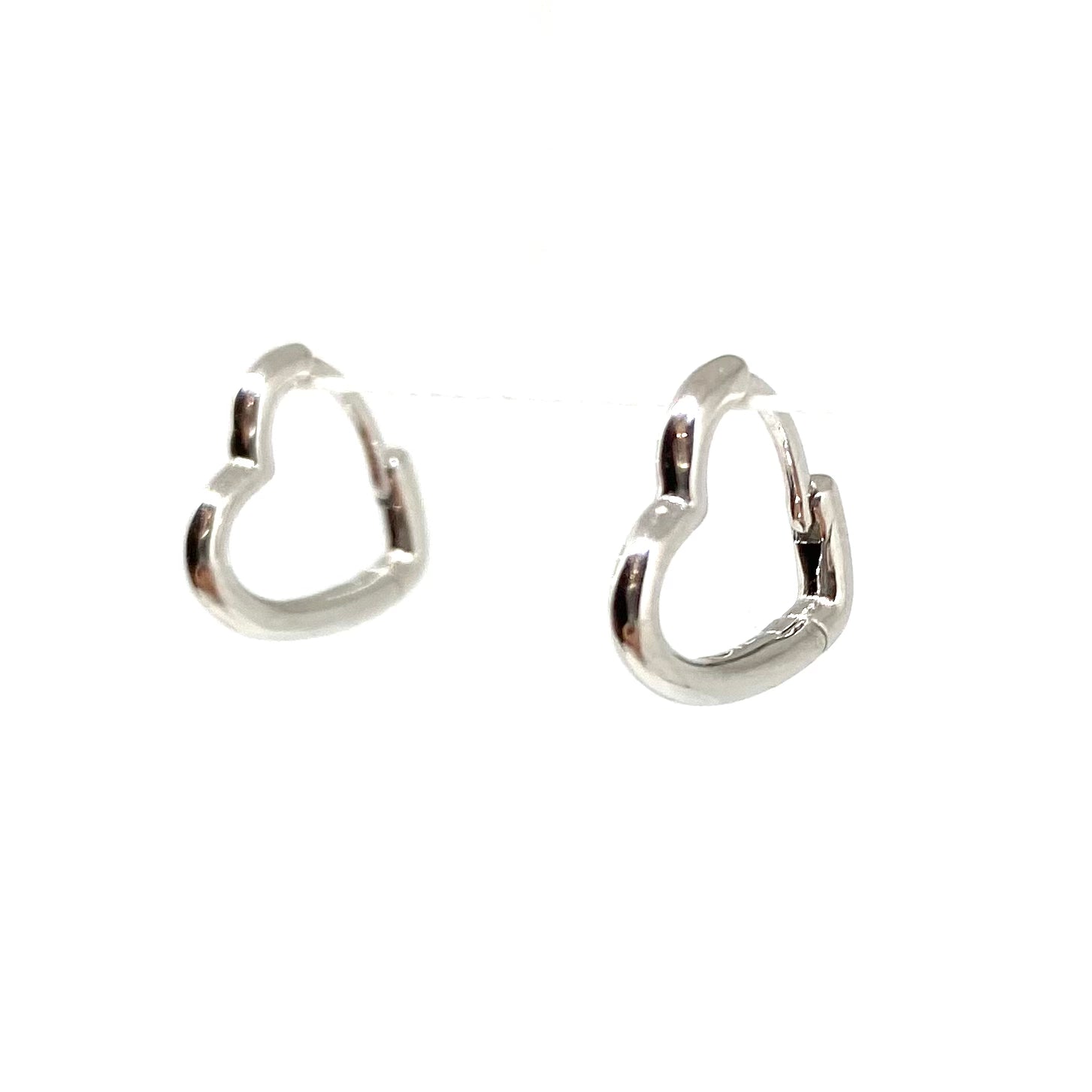 Orecchini cuoricino stilizzato