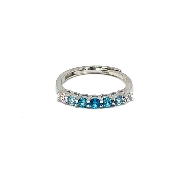 Anello con zirconi