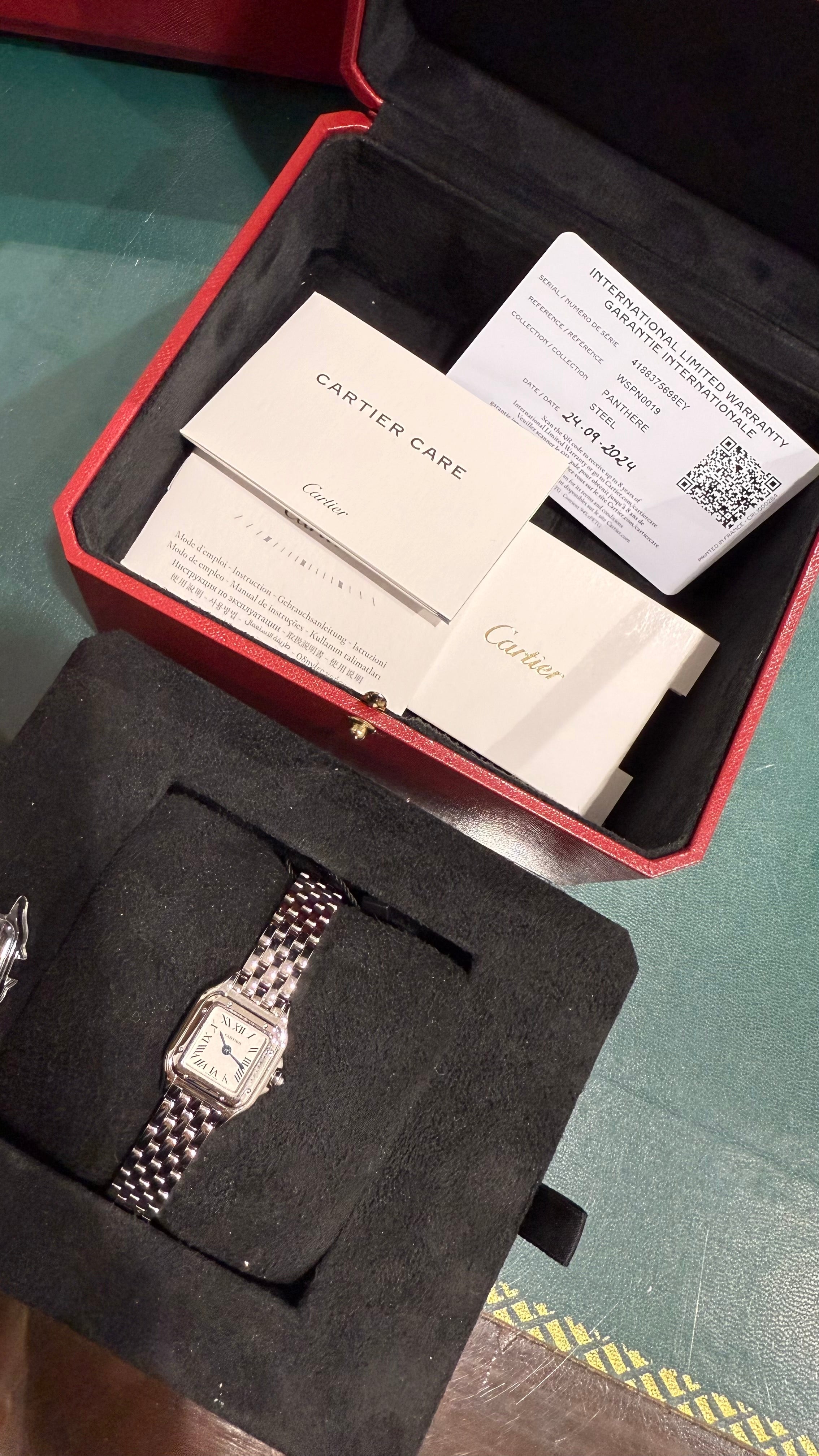 Cartier Panthere mini