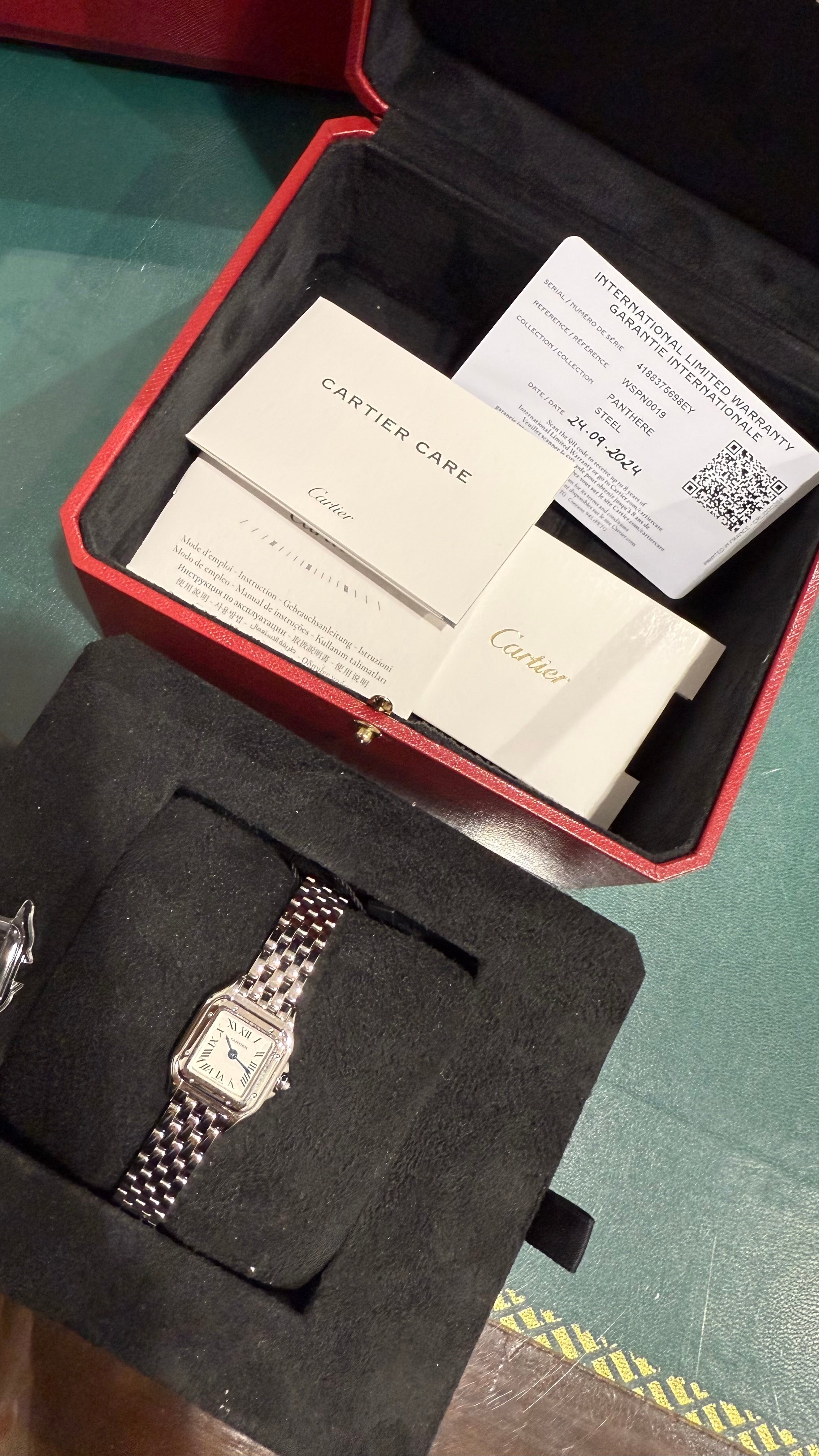 Cartier Panthere mini