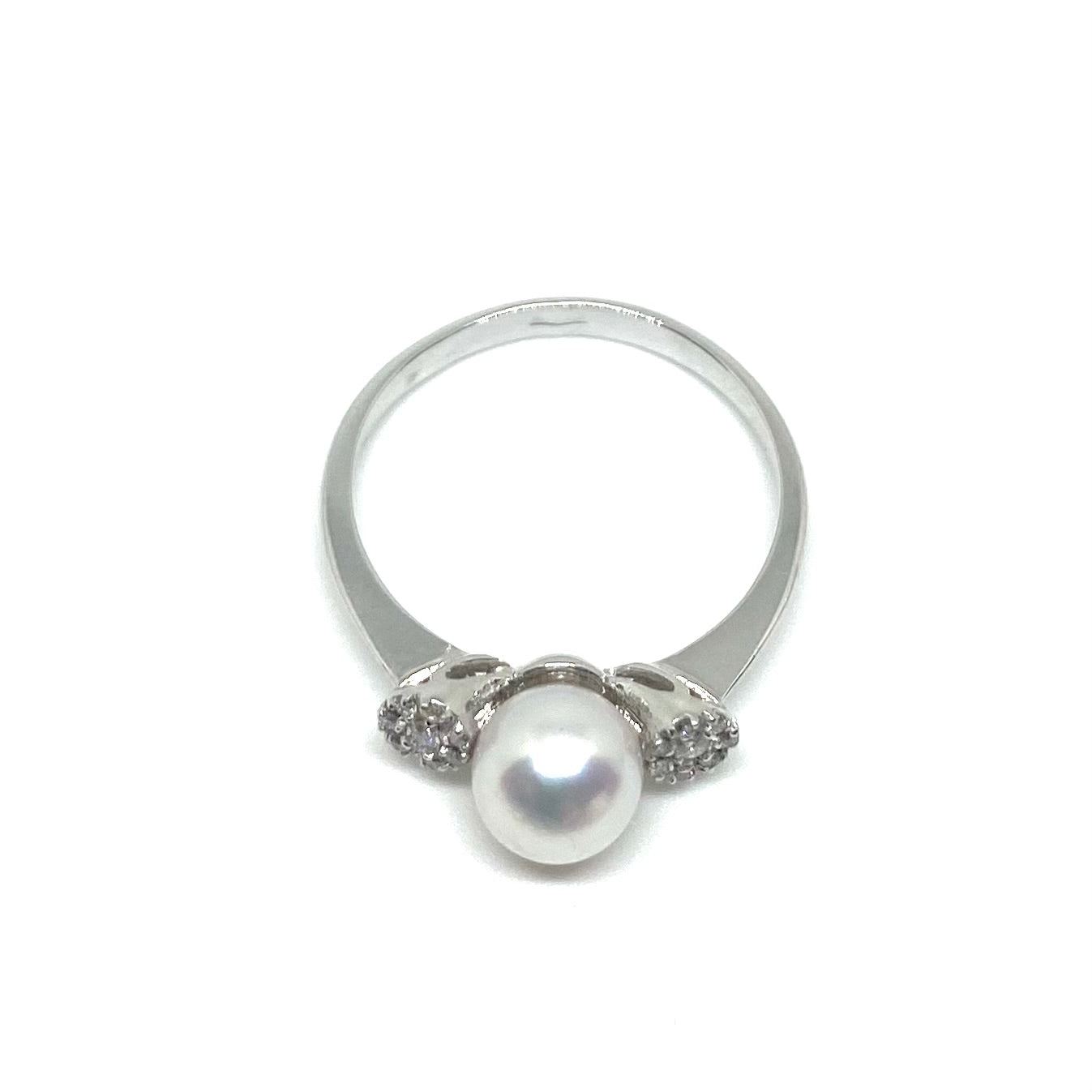 Anello Perla e Diamanti