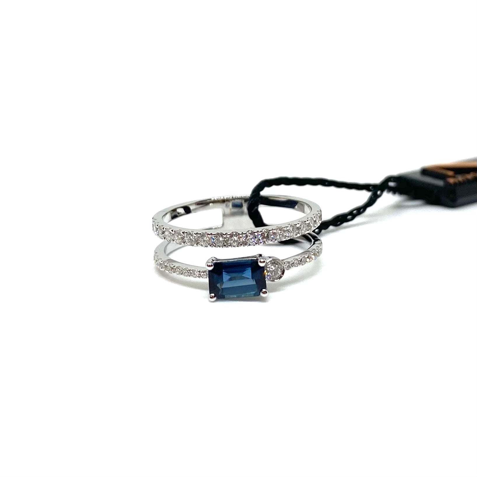Anello Doppia Fila di Diamanti e Zaffiro