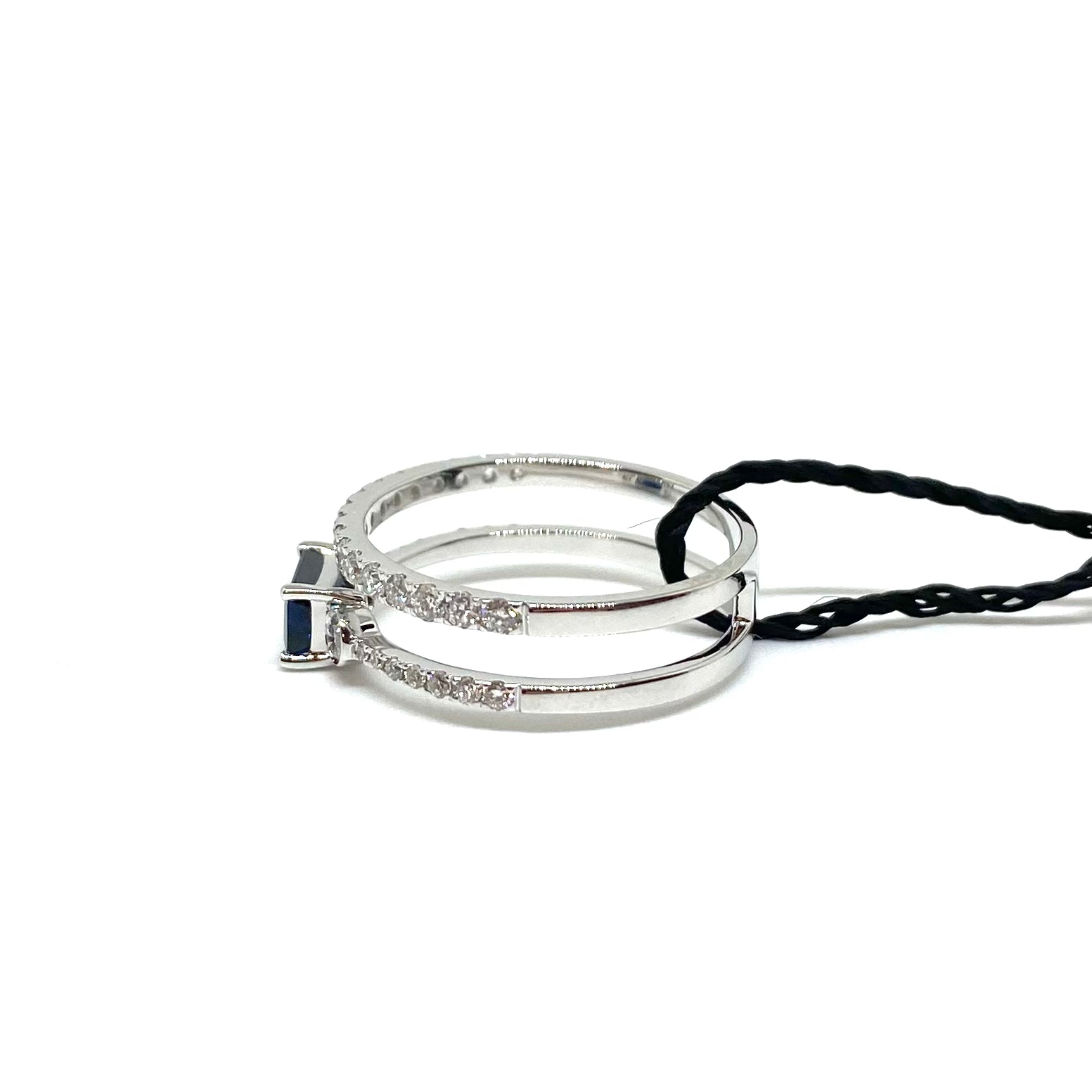 Anello Doppia Fila di Diamanti e Zaffiro