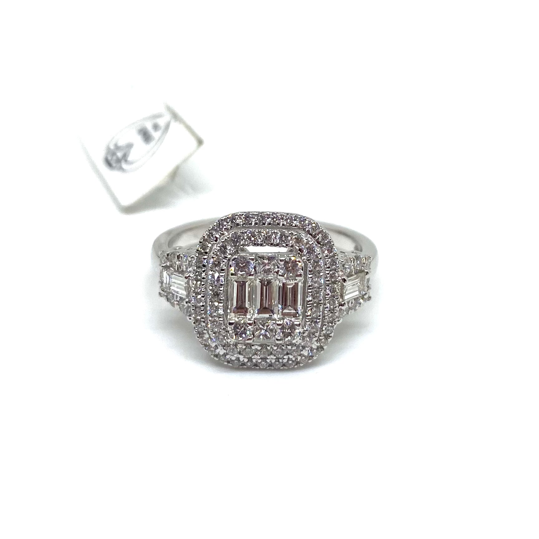 Anello Taglio Baguette