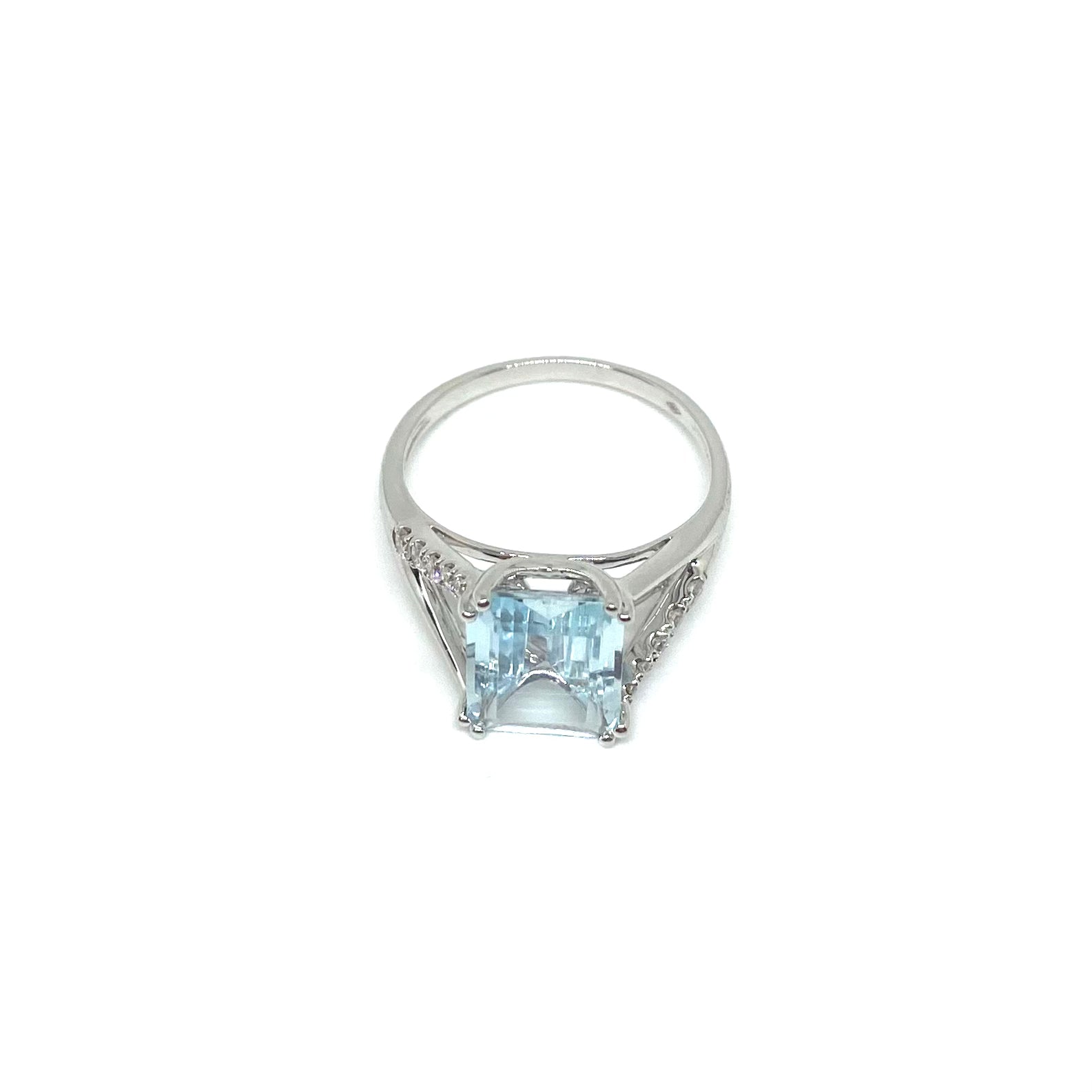 Anello Acqua Marina - Taglio Smeraldo