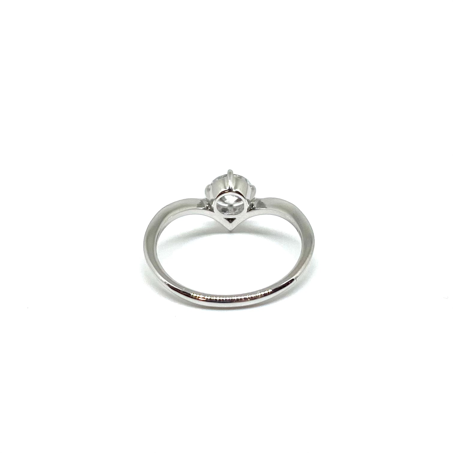 Solitario a V - Oro Bianco e Diamante Lab Grown
