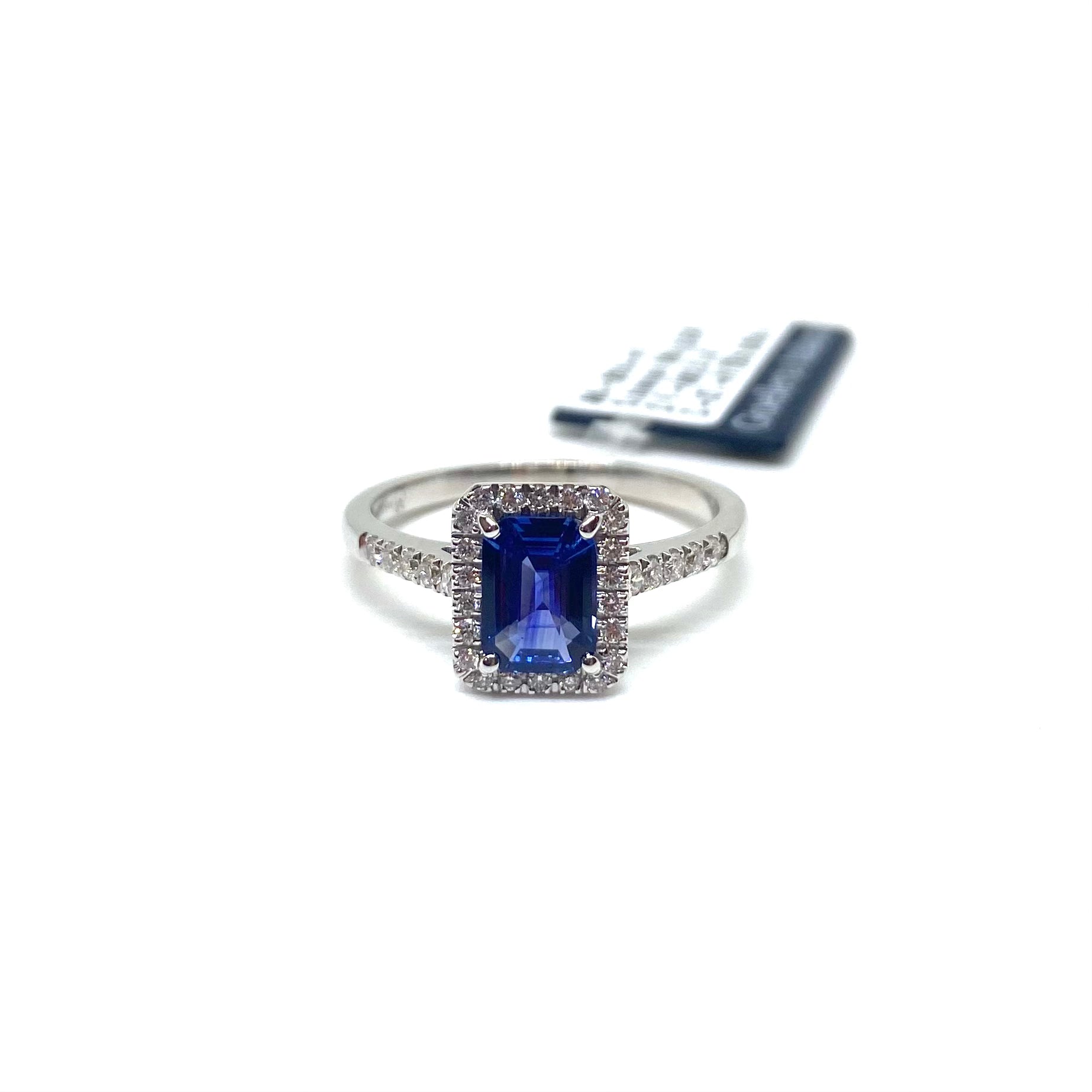 Anello Zaffiro - Taglio Smeraldo