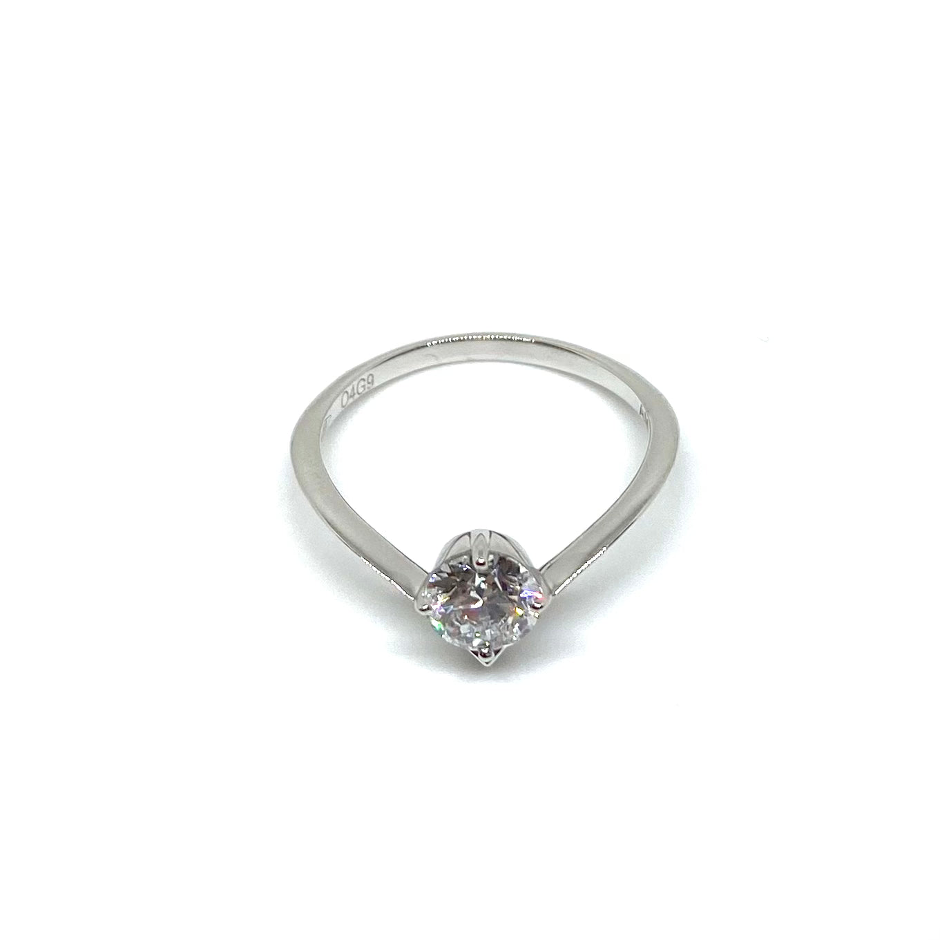 Solitario a V - Oro Bianco e Diamante Lab Grown