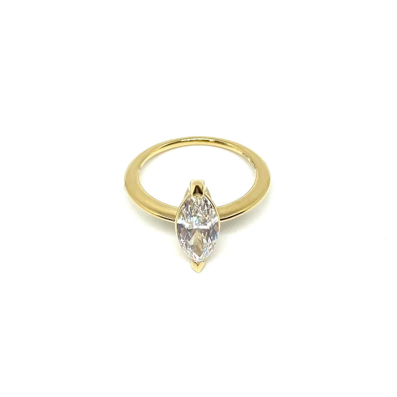 Anello Marquise Oro Giallo e Lab Grown