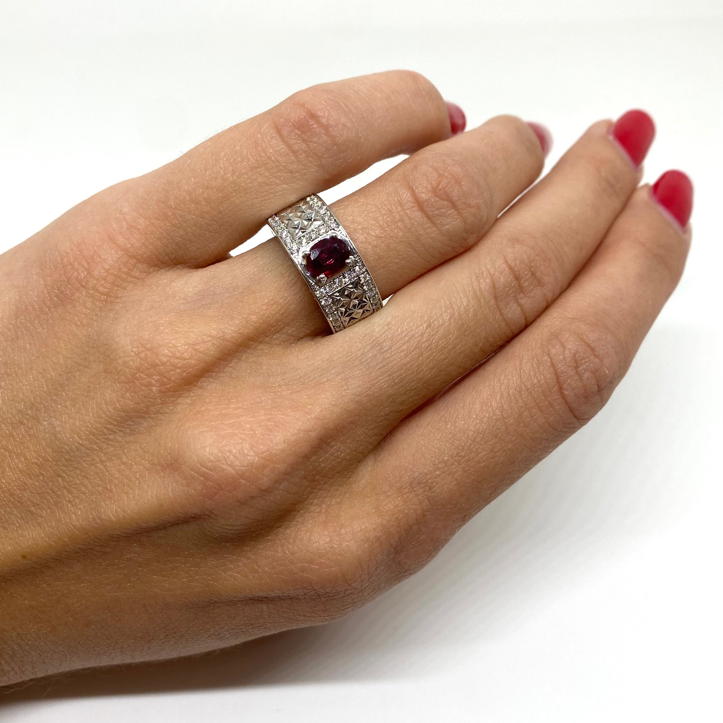 Anello Fascia Oro e Diamanti
