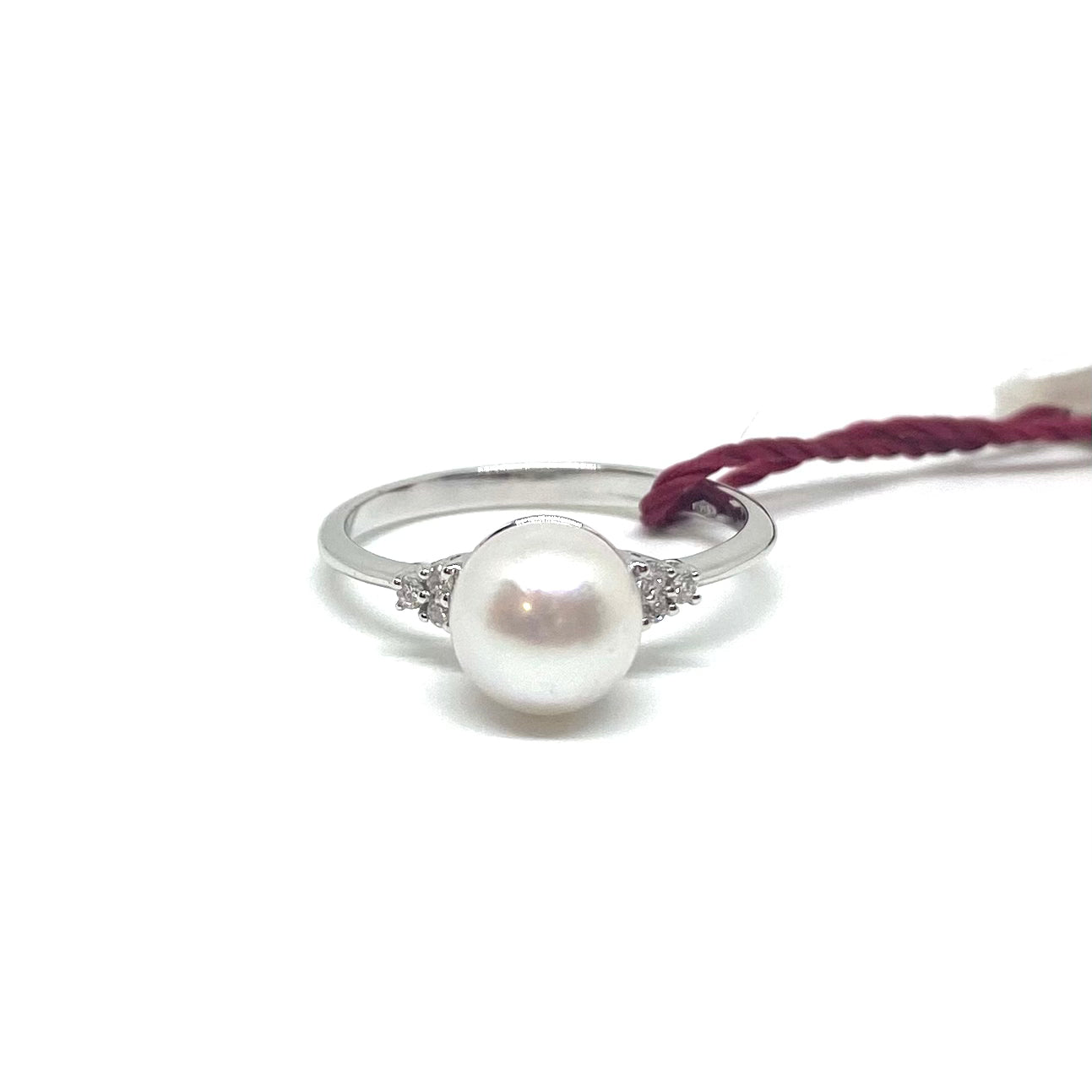 Anello con Perla e Diamanti