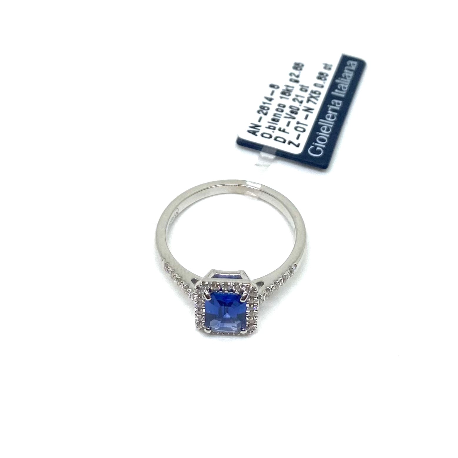 Anello Zaffiro - Taglio Smeraldo