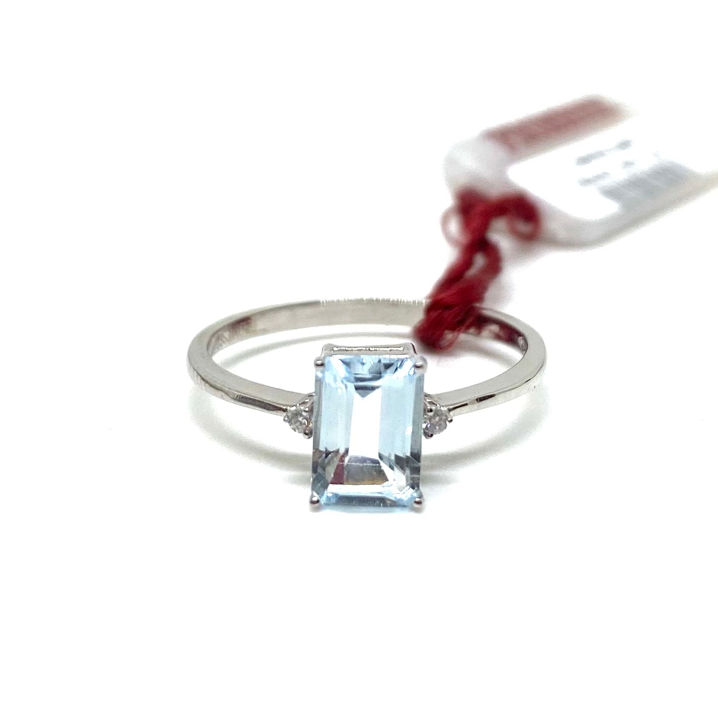 Anello Acquamarina e Diamanti