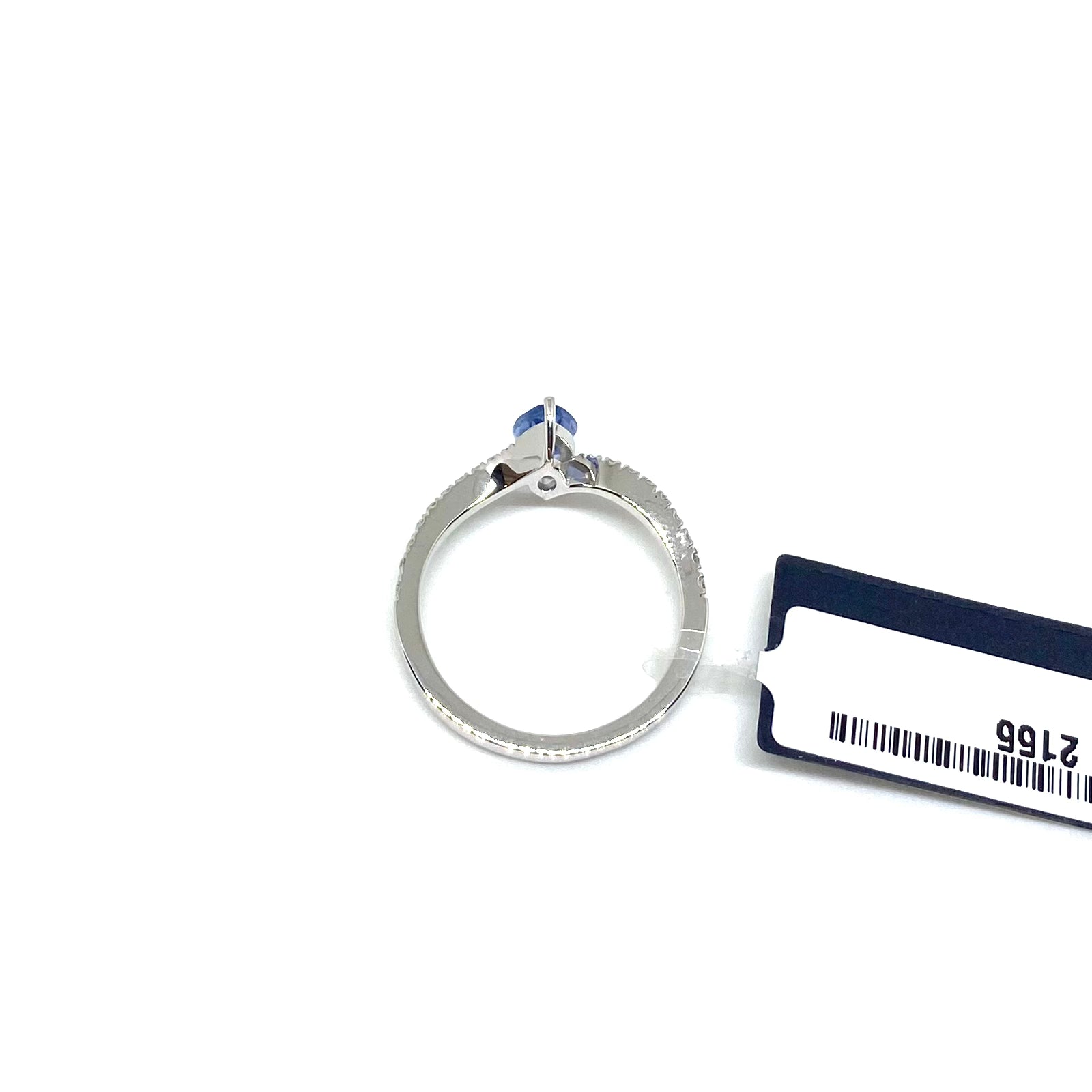 Anello con Zaffiro e Diamanti sul Gambo