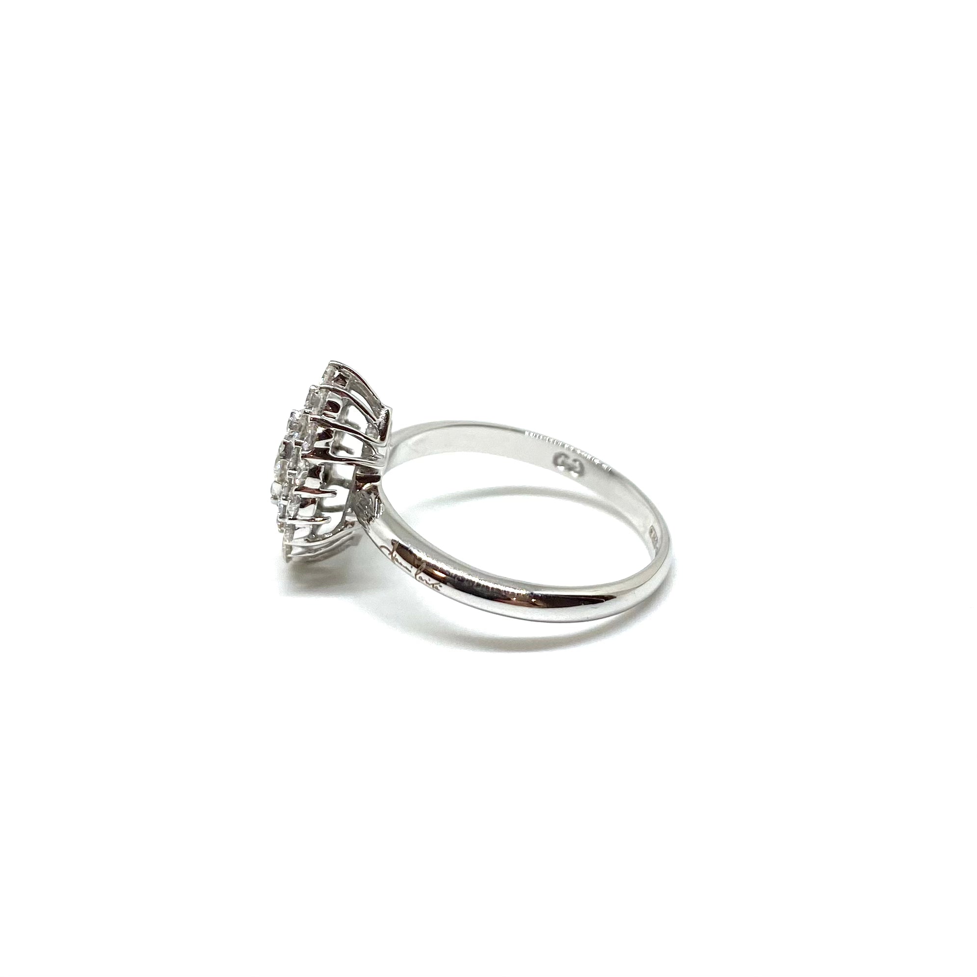 Anello Marquise Magic