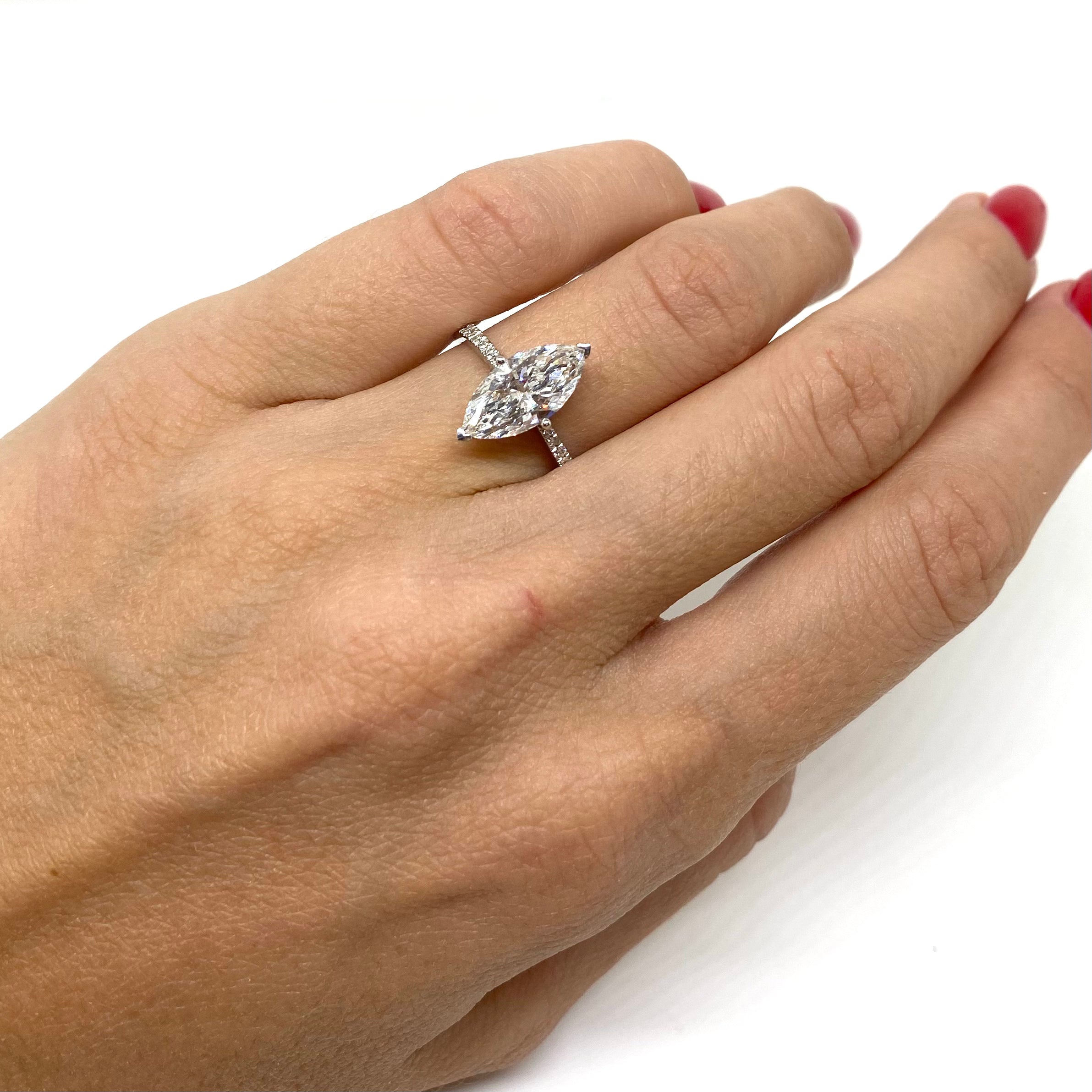 Solitario Marquise Oro Bianco - Lab Grown