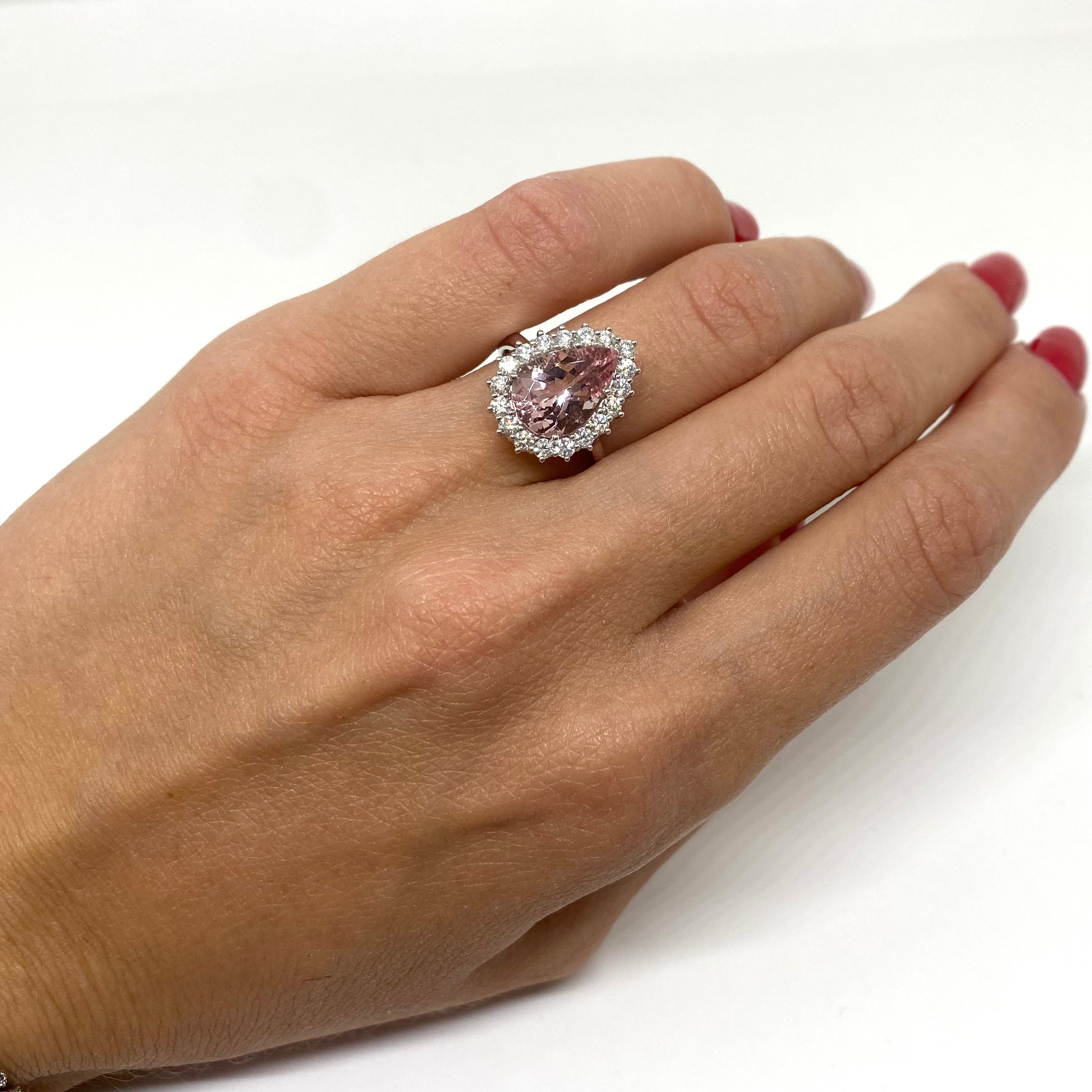 Anello oro 18 KT - Morganite e Diamanti