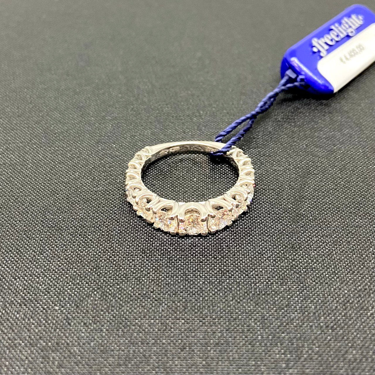 Veretta in oro 18 kt con diamanti accresciuti