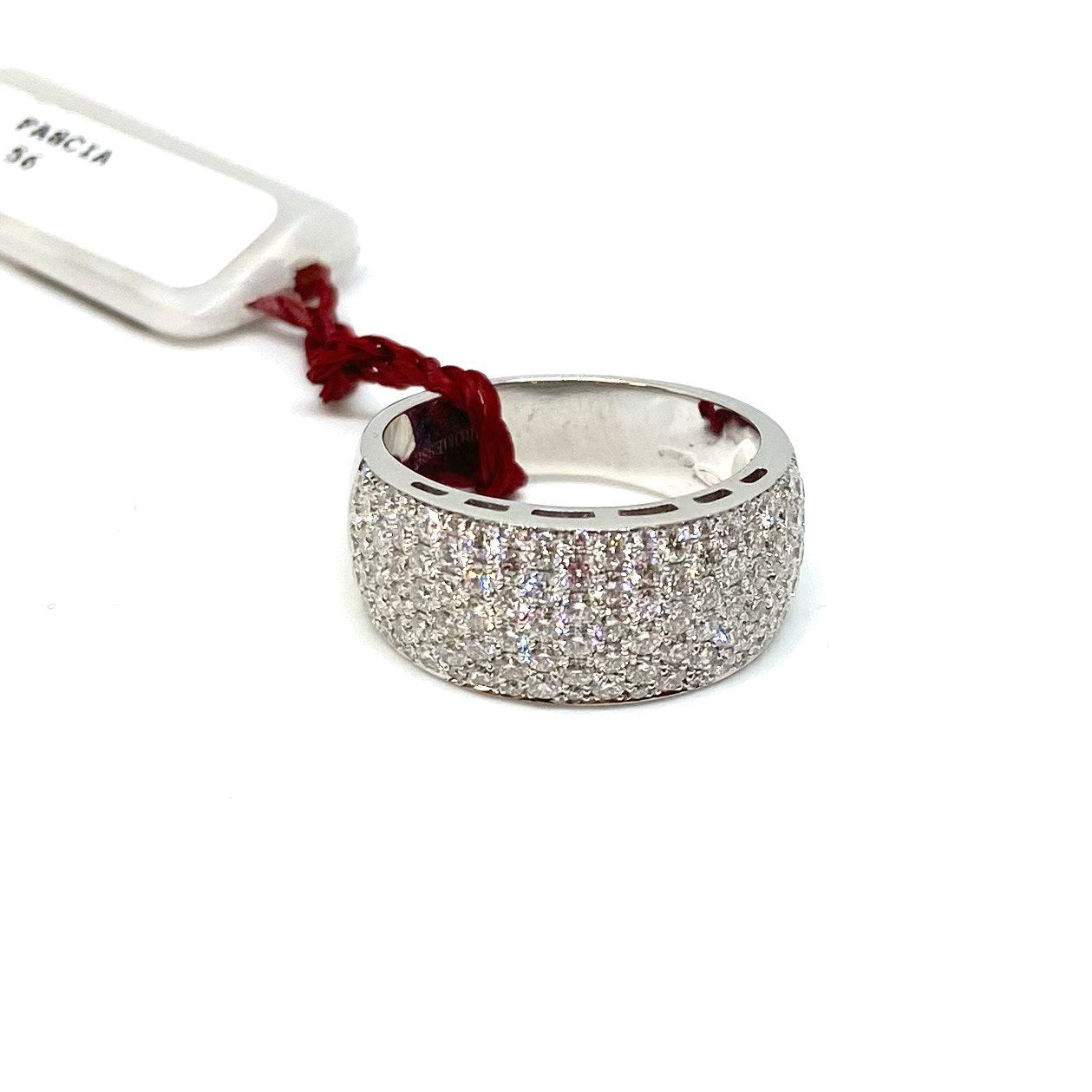 Anello fascia di diamanti